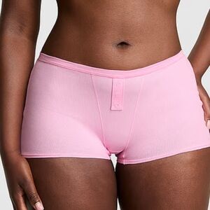 🩷PINK Victoria's Secret Light Pink Boxer Briefs
